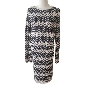 Happily Grey 2 Piece Knit Sweater & Skirt Set Size Large